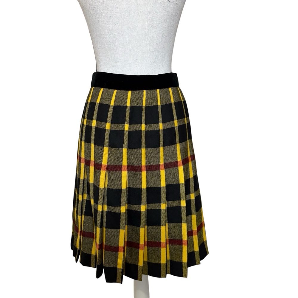 Escada Vintage Wool Yellow Plaid Pleated Schoolgirl Mini Skirt Womens Size 40 - Picture 3 of 8